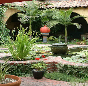 LA Mexican Hacienda Garden